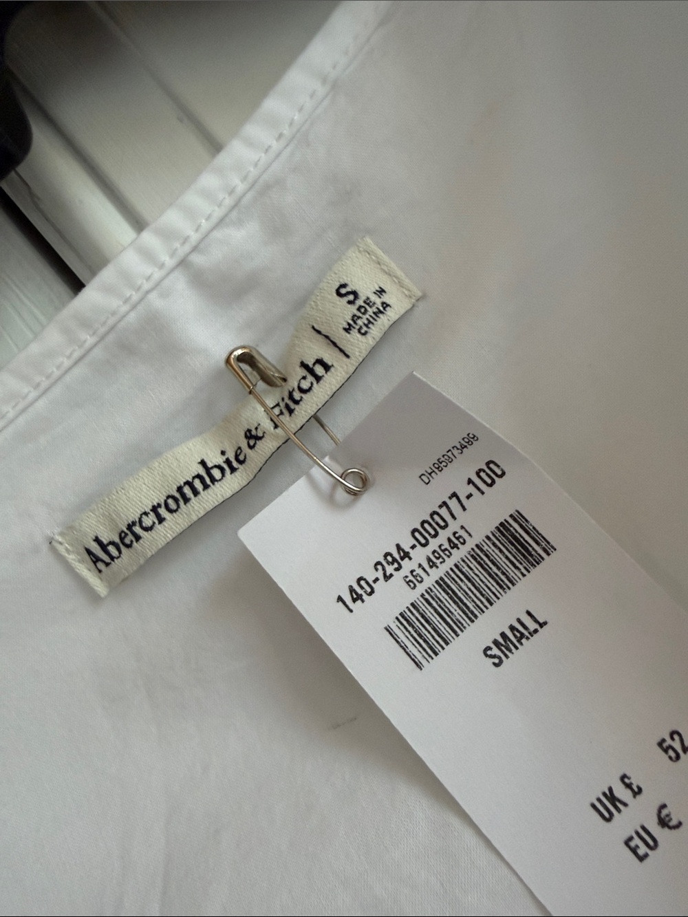 Abercrombie & Fitch White Tie-Front Puff Sleeve Blouse size Small - Picture 4 of 7